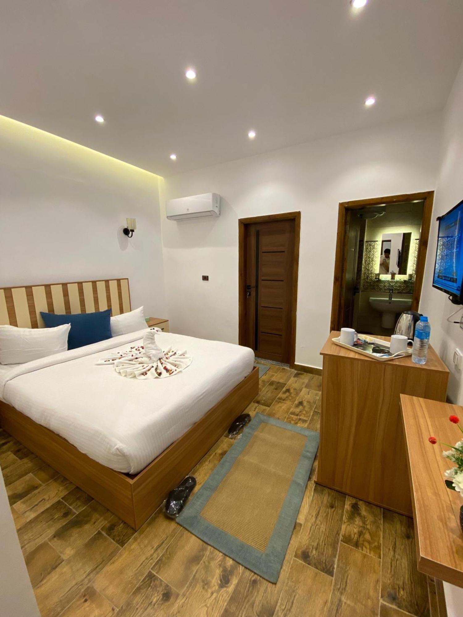 West Pyramids Hotel Kafrat al Jabal Exterior photo