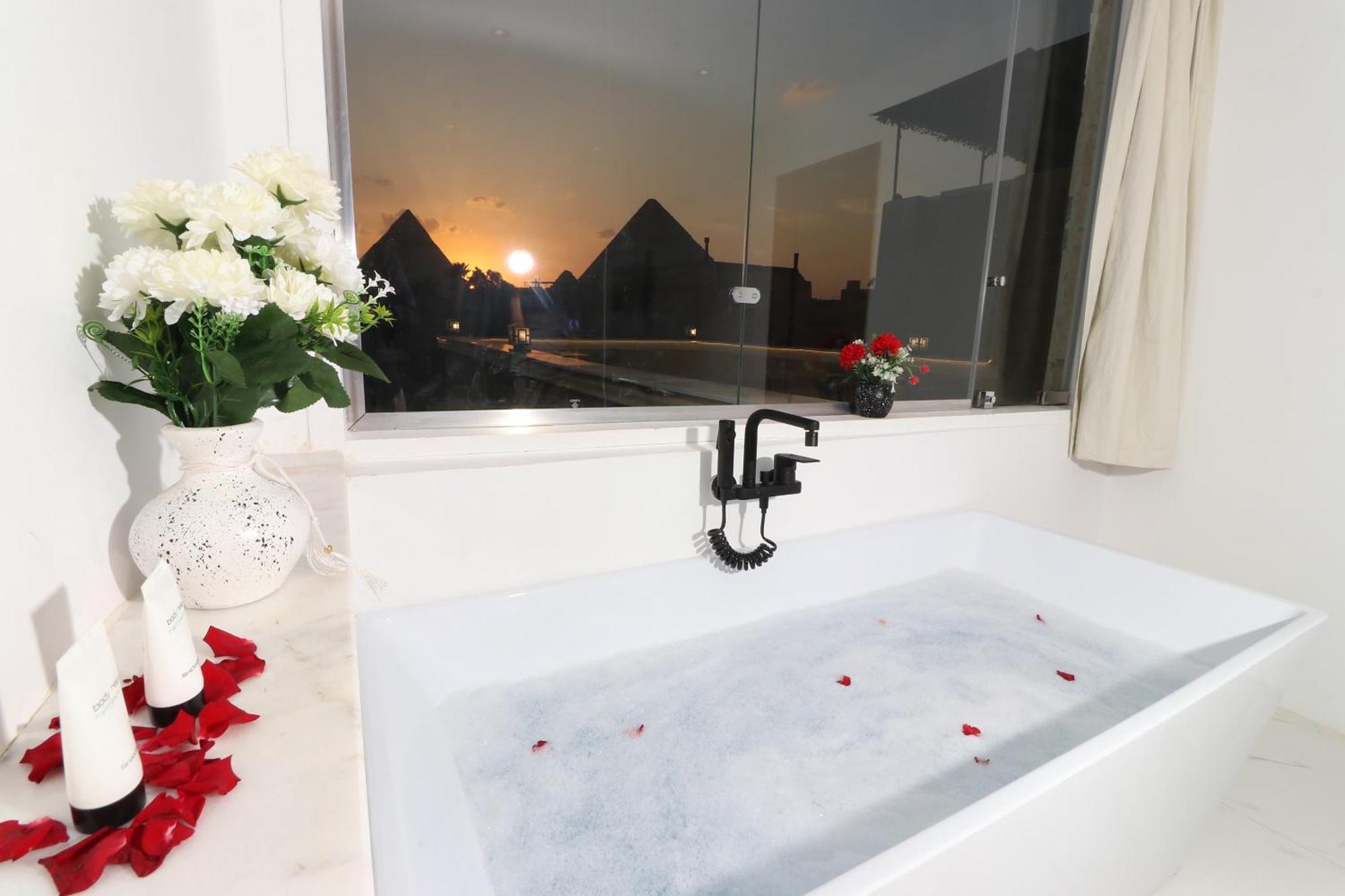 West Pyramids Hotel Kafrat al Jabal Exterior photo